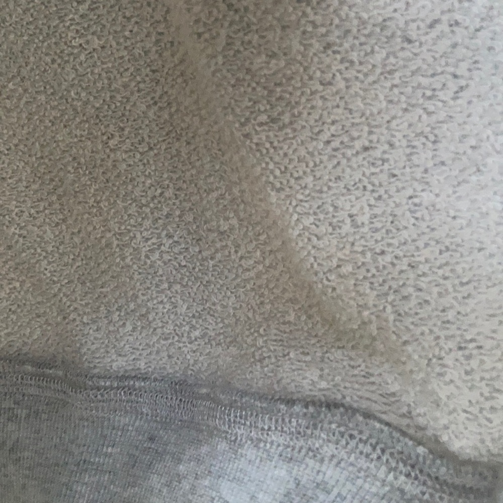 Sundry Lips Raglan Pullover - Picture 7 of 11